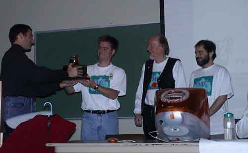 Garr Reynolds presents Trophy